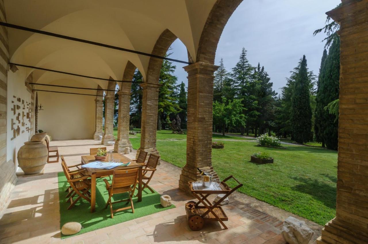 Convento Di San Francesco Mondaino Bed and Breakfast Exteriör bild