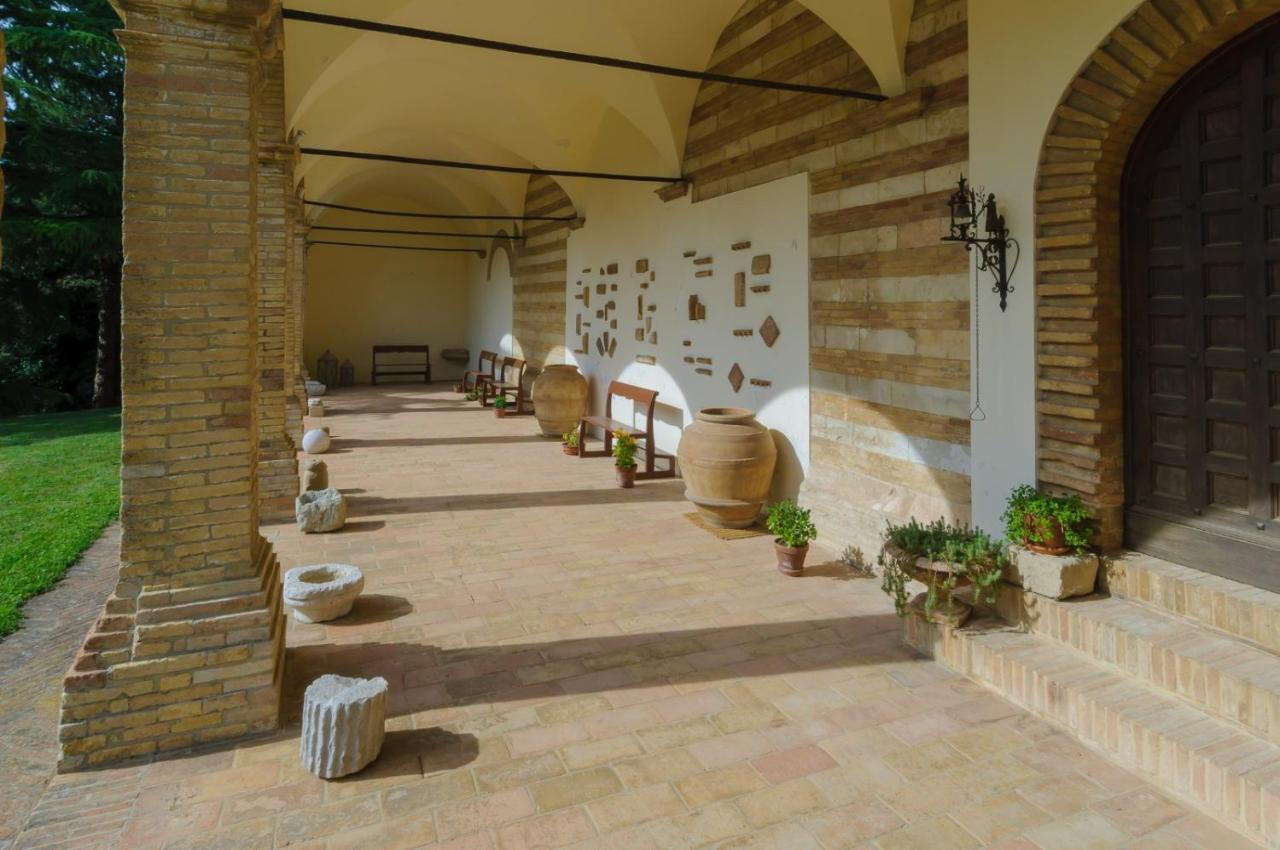 Convento Di San Francesco Mondaino Bed and Breakfast Exteriör bild
